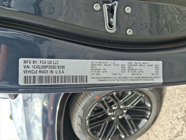 2025 Jeep Wagoneer Series II Carbide 4x4