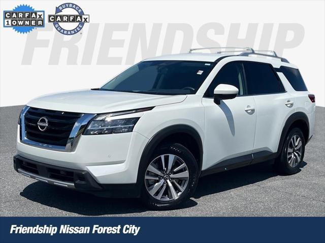 2023 Nissan Pathfinder SL 4WD