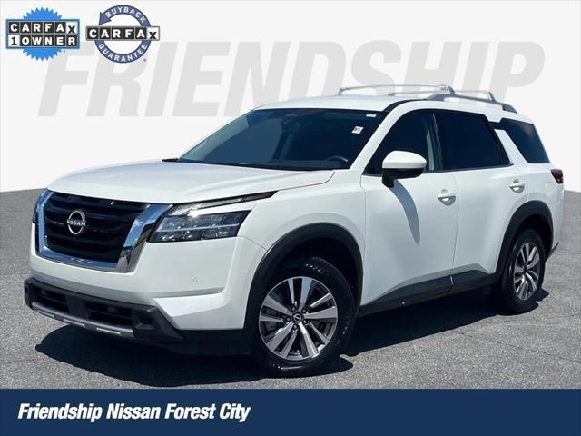 2023 Nissan Pathfinder SL 4WD