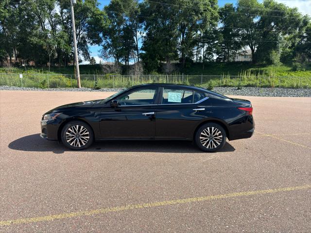 2023 Nissan Altima SV FWD