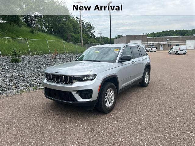 2023 Jeep Grand Cherokee Laredo 4x4