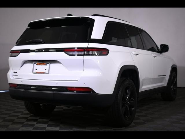 2023 Jeep Grand Cherokee Altitude 4x4