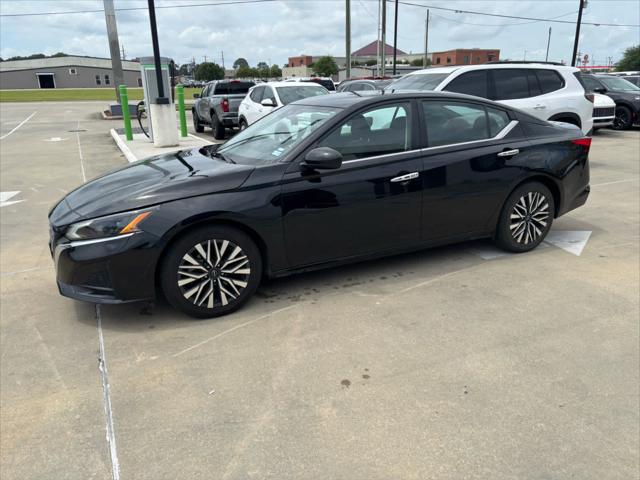 2023 Nissan Altima SV FWD