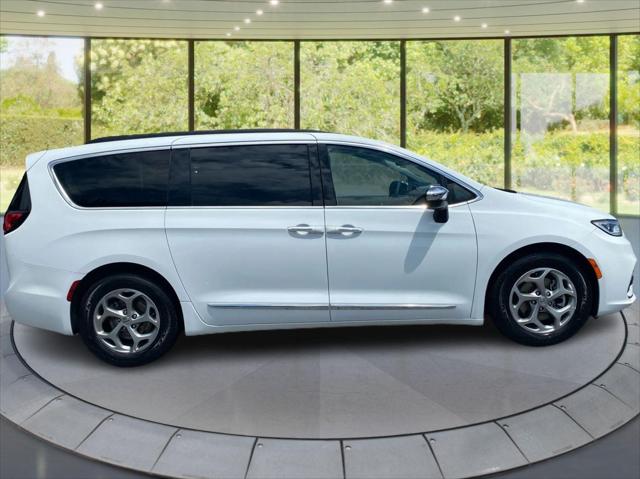 2023 Chrysler Pacifica Limited