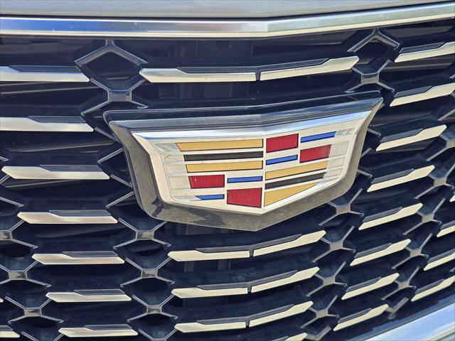 2023 Cadillac XT4 AWD Premium Luxury