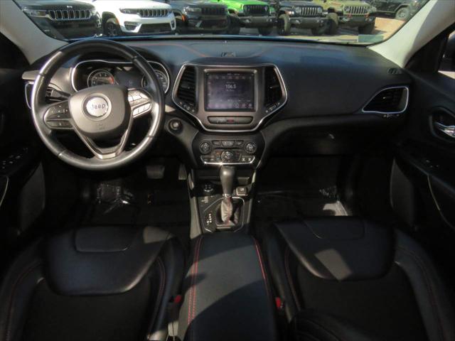 2019 Jeep Cherokee Trailhawk 4x4 2019 Jeep Cherokee Trailhawk 4x4