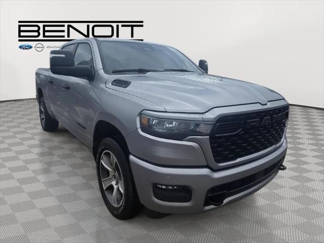 2025 RAM Ram 1500 RAM 1500 TRADESMAN CREW CAB 4X4 57 BOX 2025 RAM Ram 1500 RAM 1500 TRADESMAN CREW CAB 4X4 57 BOX