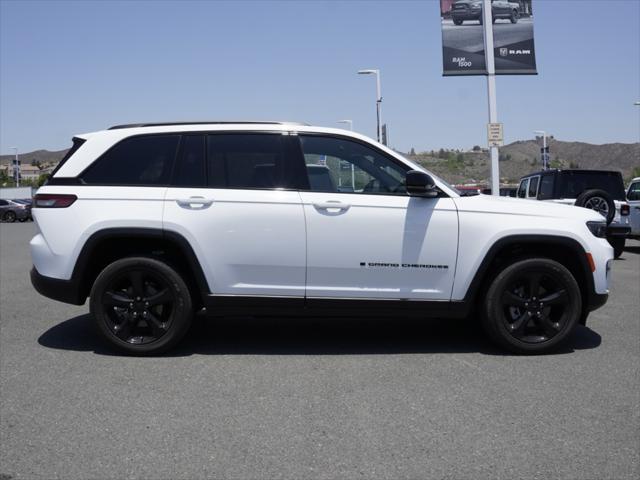 2023 Jeep Grand Cherokee Altitude 4x4