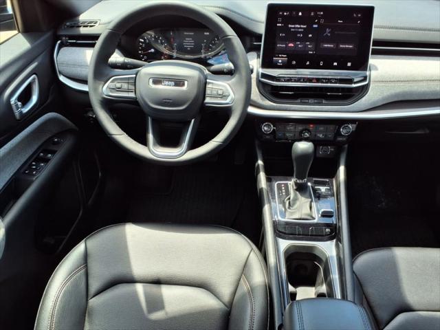 2024 Jeep Compass Latitude Lux FWD 2024 Jeep Compass Latitude Lux FWD