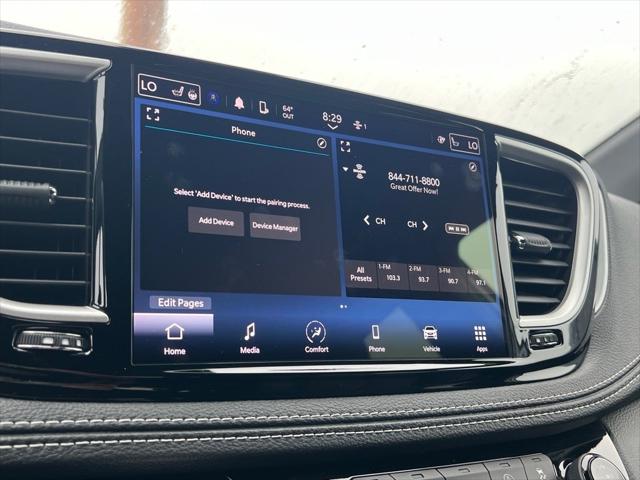 2024 Chrysler Pacifica Touring L
