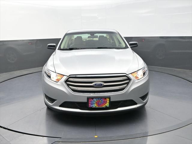 2018 Ford Taurus SE