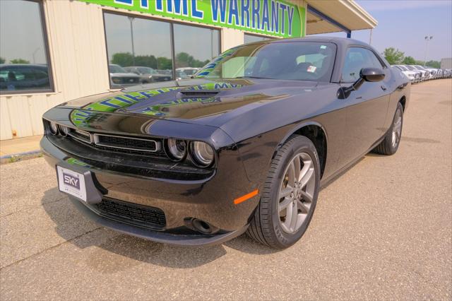 2019 Dodge Challenger SXT AWD