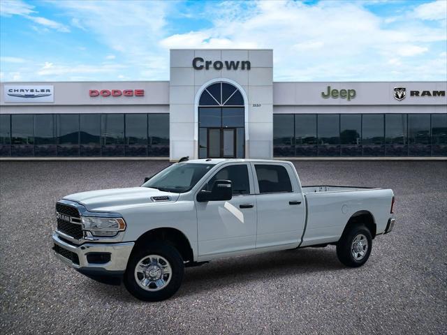 2023 RAM 2500 Tradesman Crew Cab 4x4 8 Box