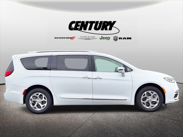 2021 Chrysler Pacifica Limited AWD