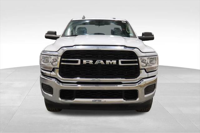 2020 RAM 2500 Tradesman Regular Cab 4X4 8 Box