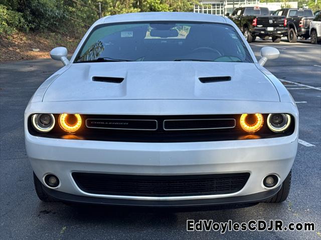 2021 Dodge Challenger SXT