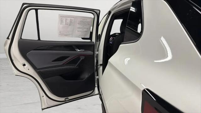 2025 Volkswagen Tiguan 2.0T SE R-Line Black