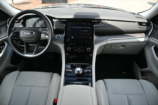 2022 Jeep Grand Cherokee L Overland 4x4