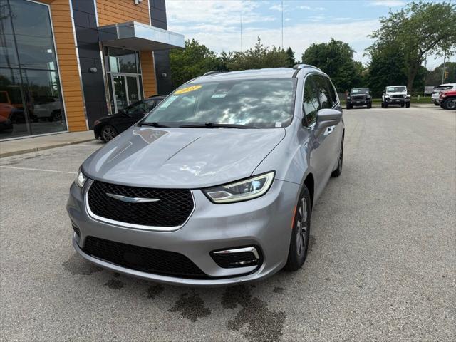 2021 Chrysler Pacifica Hybrid Touring L