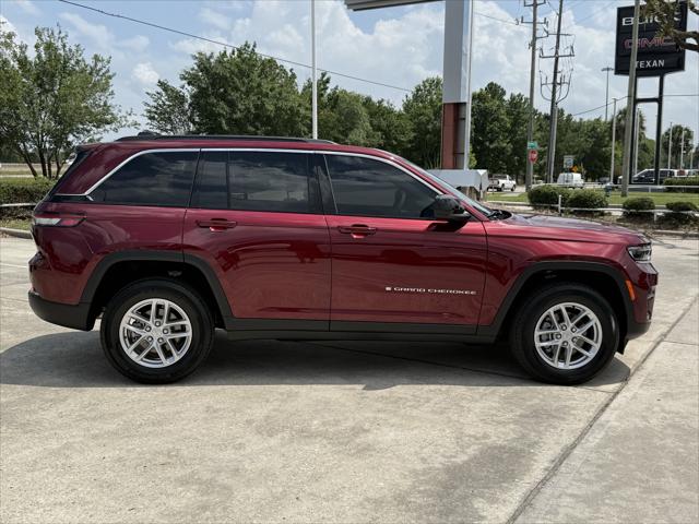 2025 Jeep Grand Cherokee Laredo X 4x4
