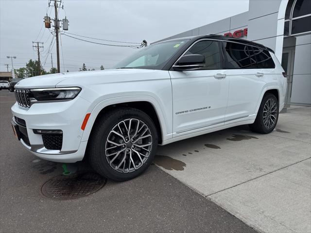 2025 Jeep Grand Cherokee L Summit Reserve 4x4 2025 Jeep Grand Cherokee L Summit Reserve 4x4