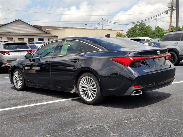 2019 Toyota Avalon Base