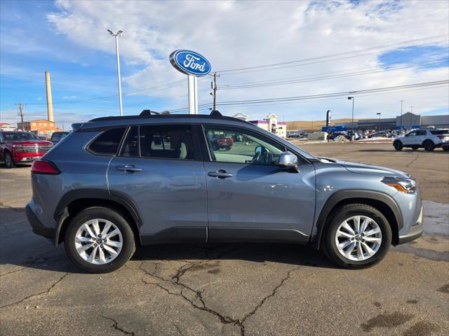 2023 Toyota Corolla Cross LE