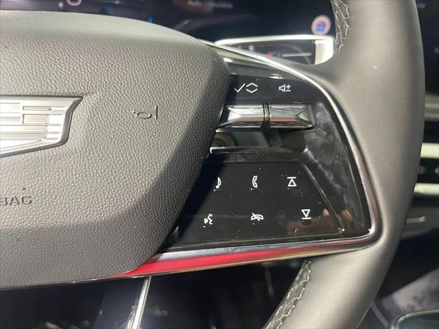 2025 Cadillac iQ Sport w/1SJ