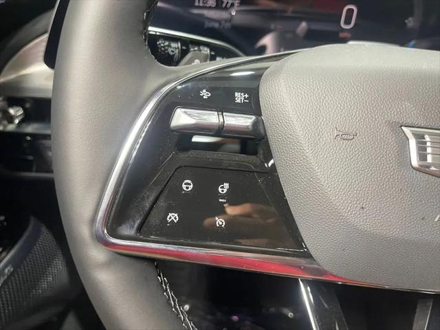 2025 Cadillac iQ Sport w/1SJ