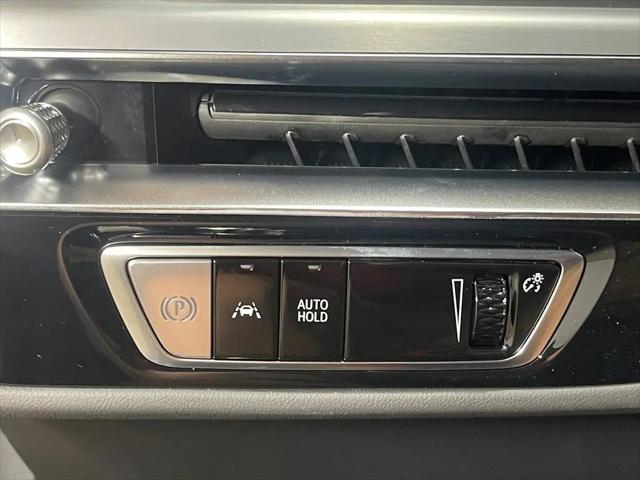 2025 Cadillac iQ Sport w/1SJ