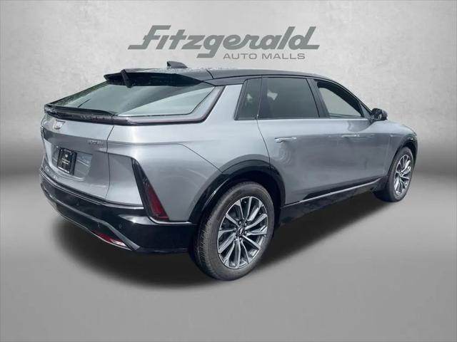 2025 Cadillac iQ Sport w/1SJ