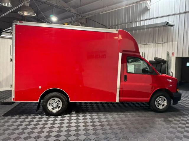 2017 Chevrolet Express Cutaway Work Van