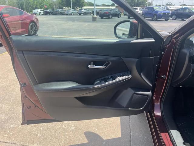 2024 Nissan Sentra SV Xtronic CVT