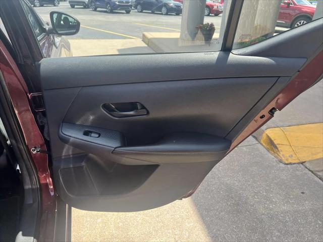 2024 Nissan Sentra SV Xtronic CVT