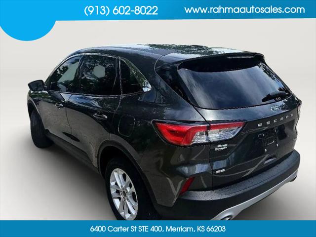 2020 Ford Escape SE