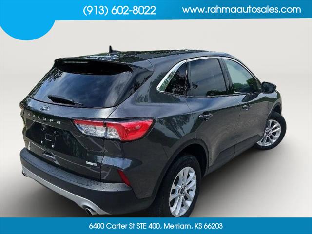 2020 Ford Escape SE
