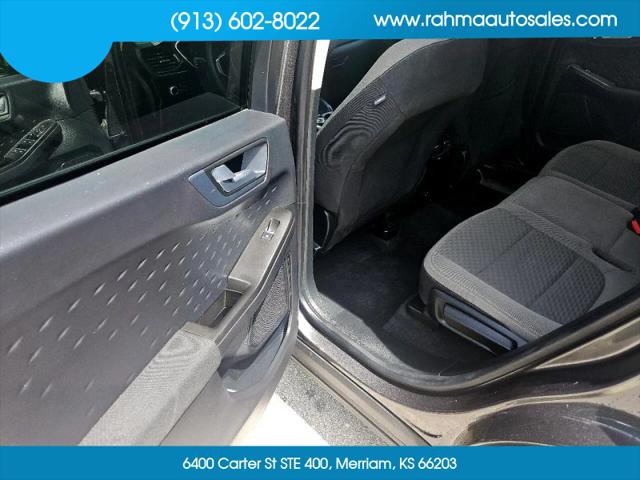 2020 Ford Escape SE