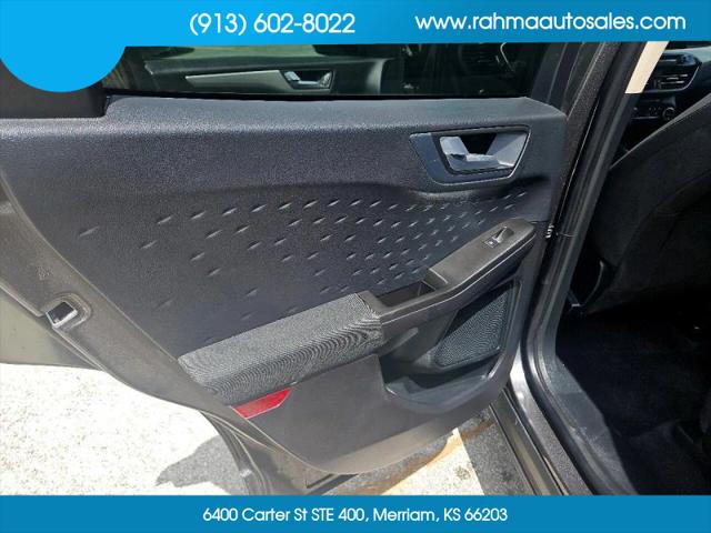 2020 Ford Escape SE