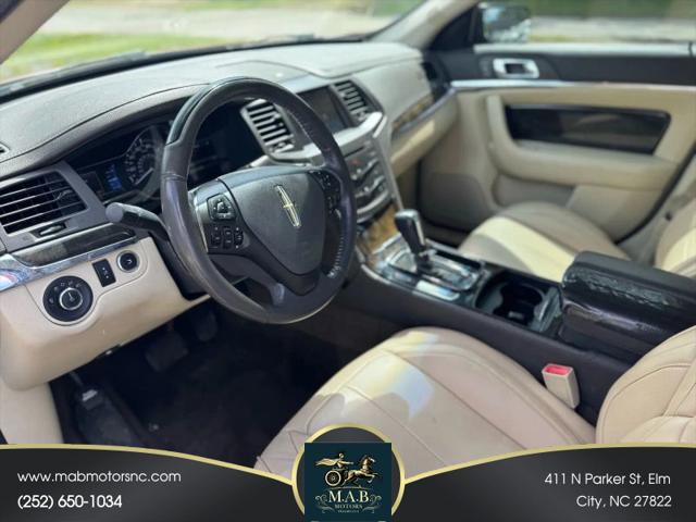 2014 Lincoln MKS Base