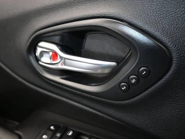 2019 Jeep Cherokee Limited FWD