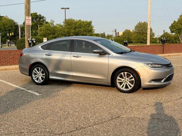2015 Chrysler 200 Limited for sale in Pontiac, MI