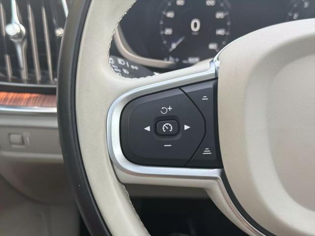 2022 Volvo S60 B5 Momentum