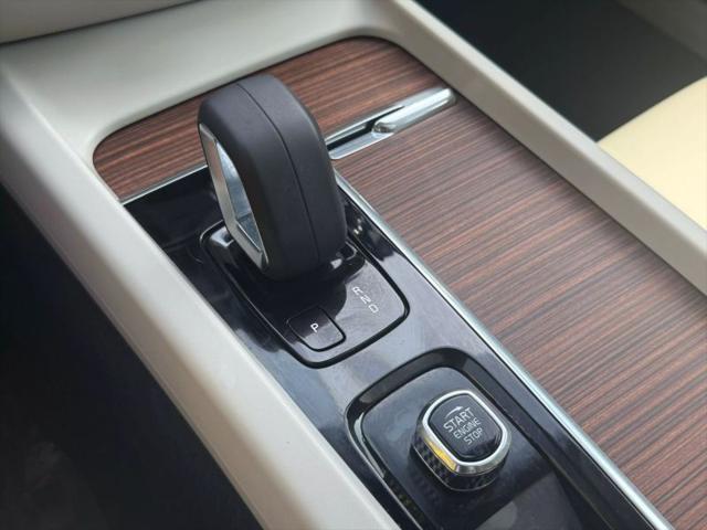 2022 Volvo S60 B5 Momentum