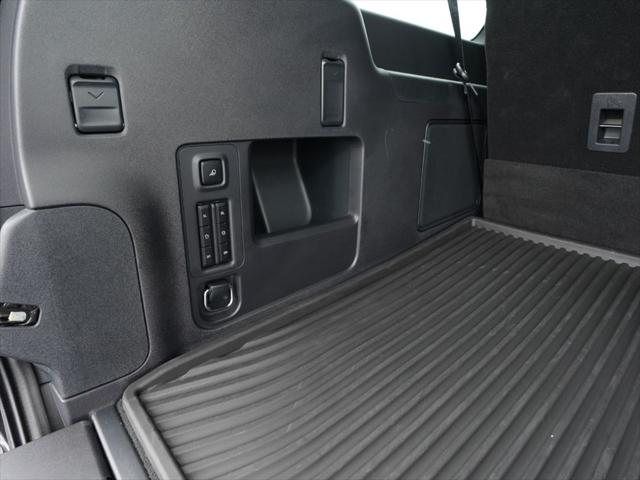 2025 Ford Expedition Platinum MAX