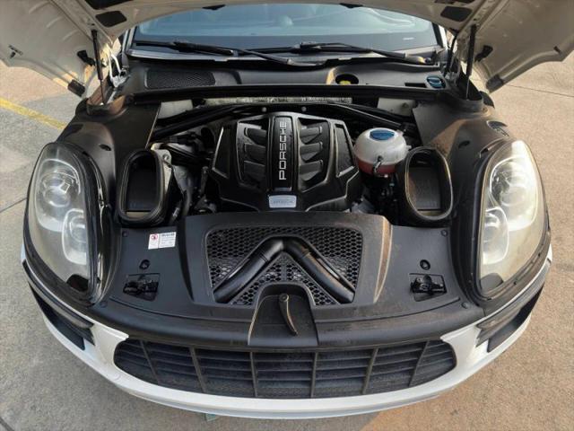 2016 Porsche Macan S