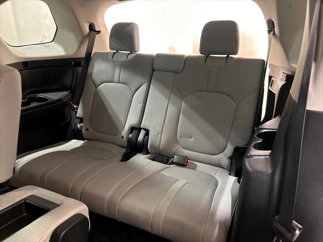 2023 Honda Pilot 2WD LX