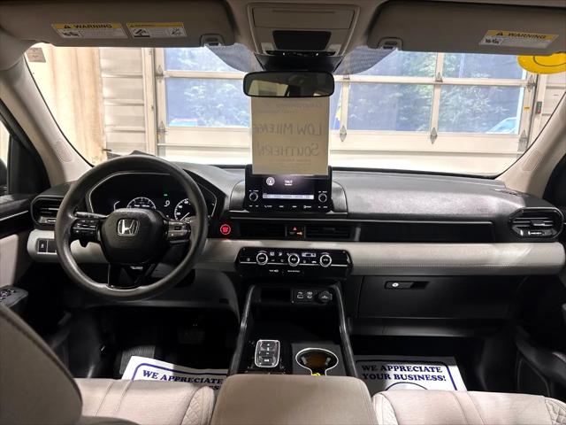 2023 Honda Pilot 2WD LX