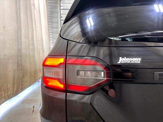 2023 Honda Pilot 2WD LX