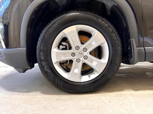 2023 Honda Pilot 2WD LX
