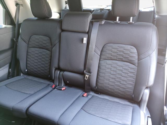 2025 Nissan Pathfinder SV 4WD